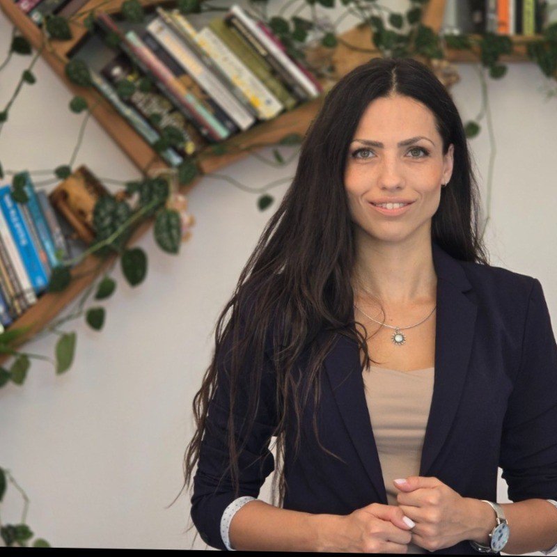 Mira Tsoneva