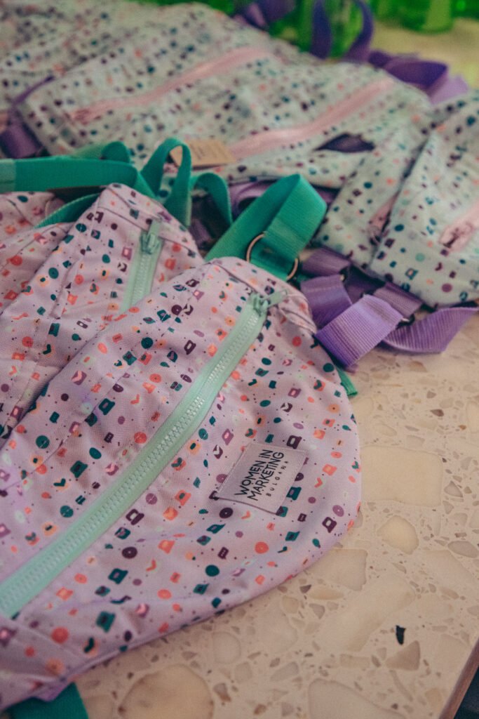 Crossbody Banana bag, perfect for everyday use (2026 Collection - Mint or Lavender)