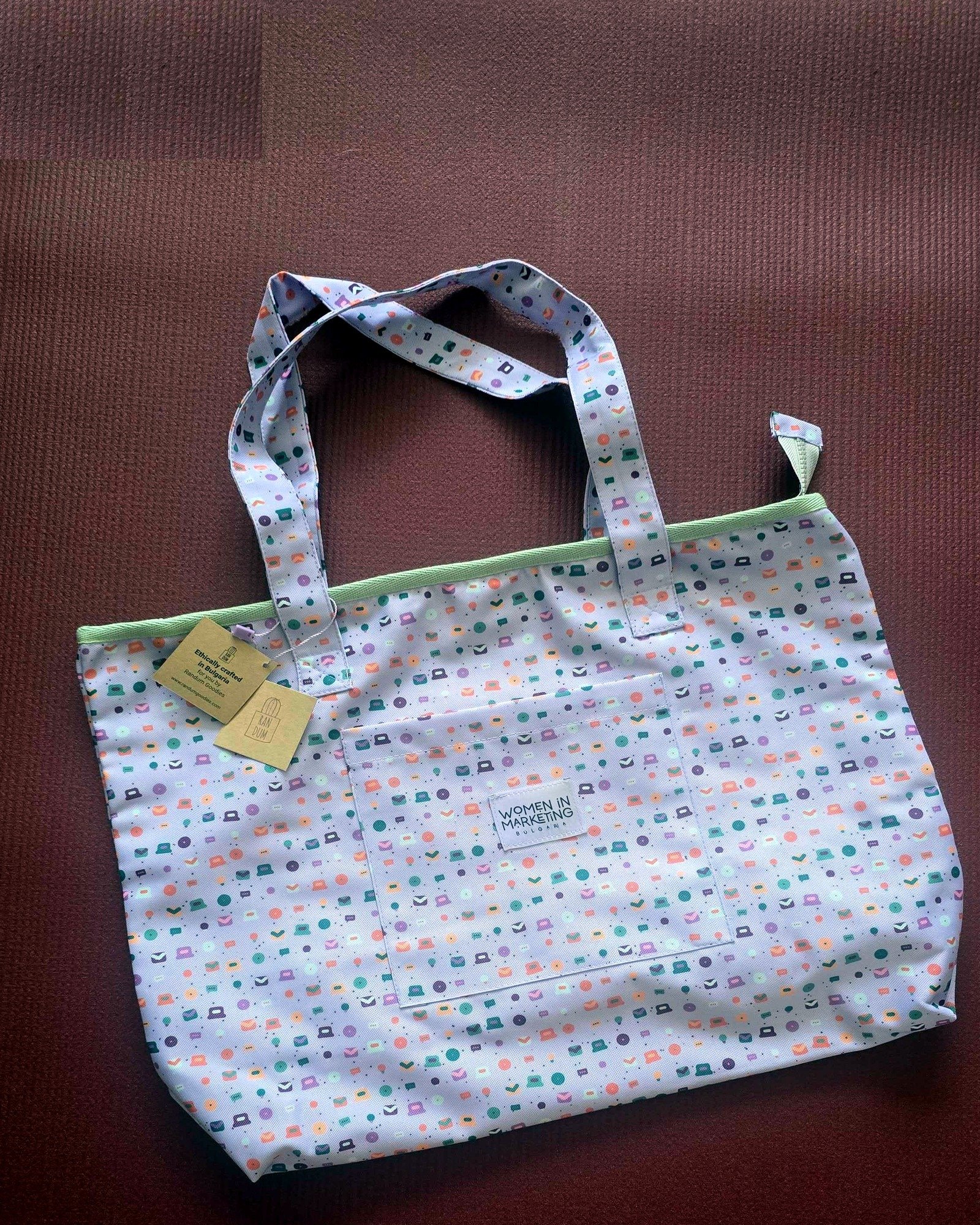 Tote Bag, perfect for everyday use (2026 Collection – Mint or Lavender) - Image 2